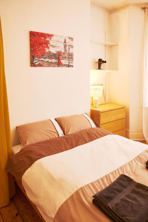 Home In Queen'S Park 伦敦 外观 照片
